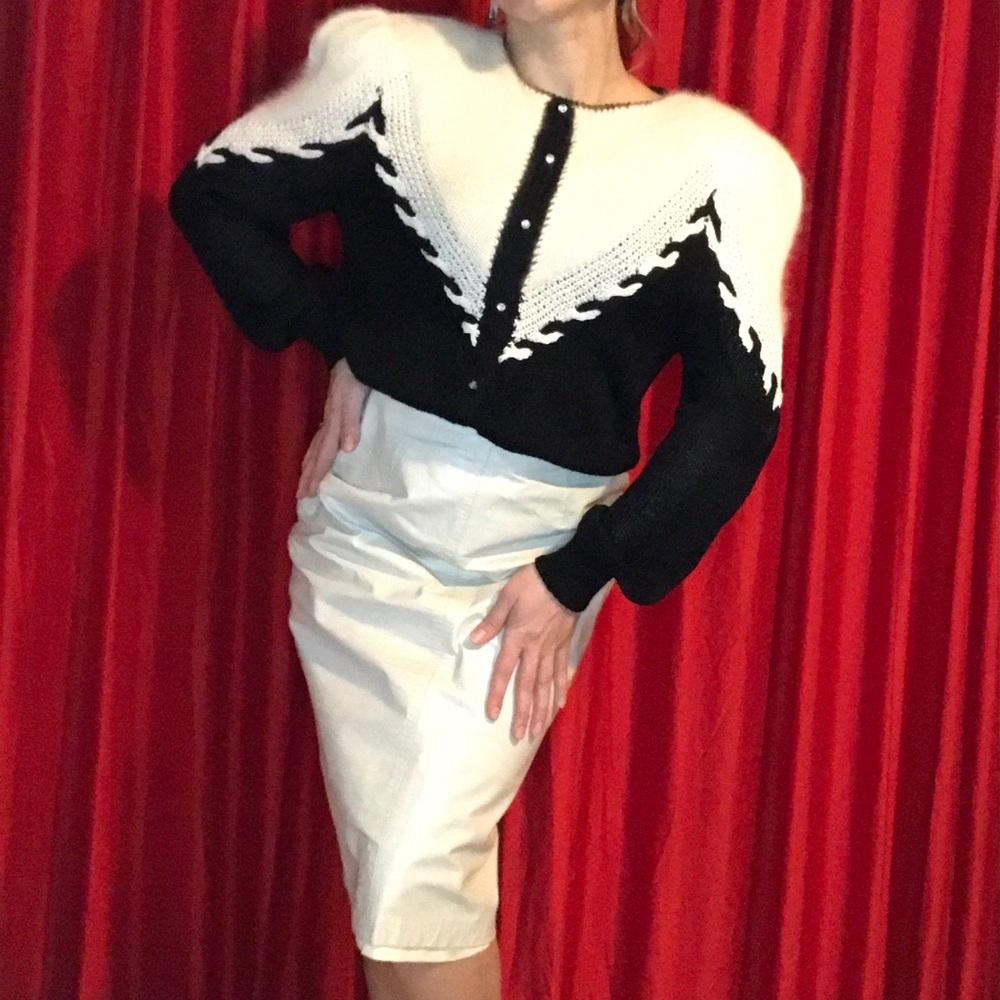 1980s vintage fuzzy soft cardigan pullover